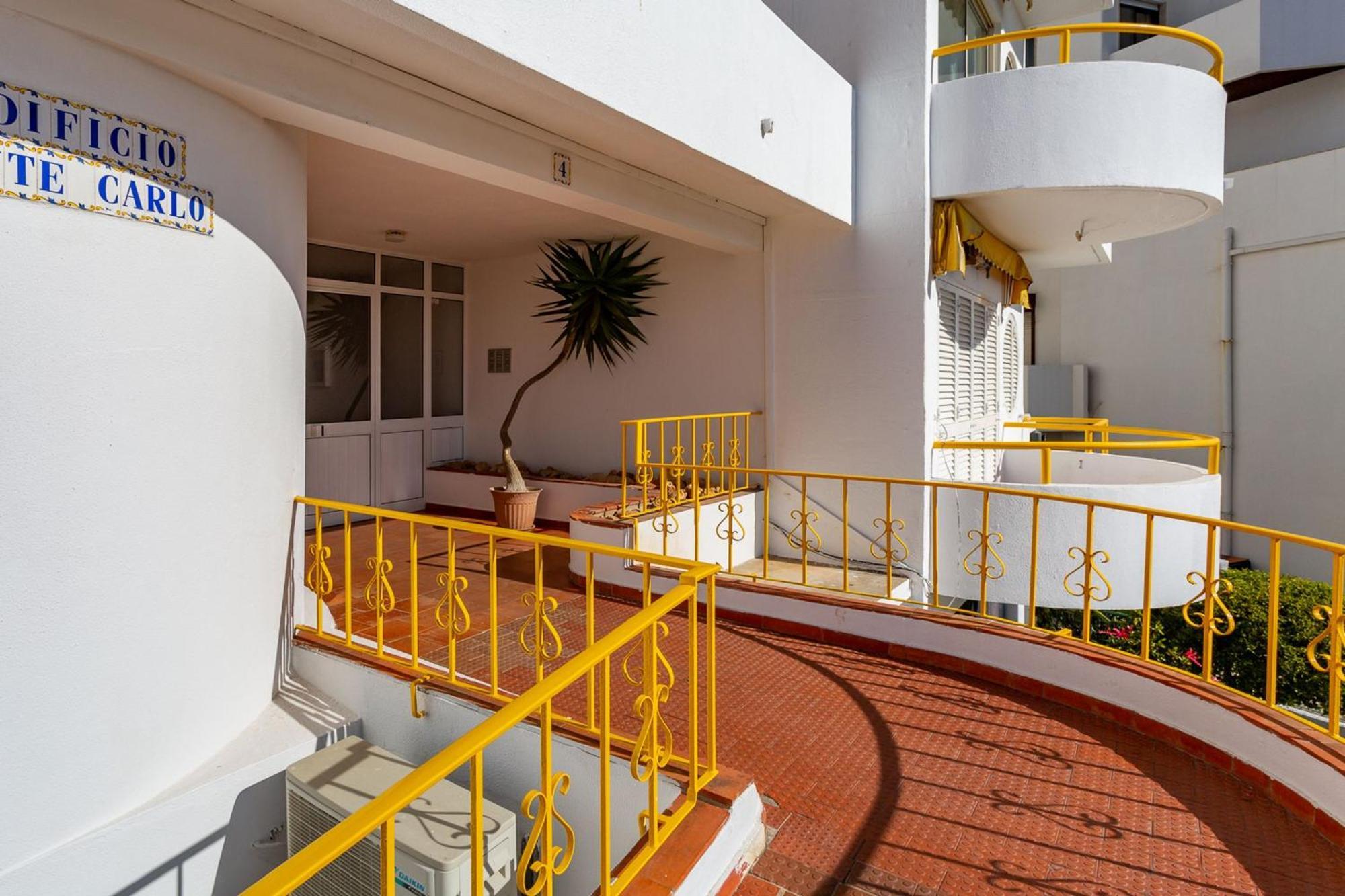 Typical T2 In Albufeira W/ Balcony By Lovelystay Kültér fotó